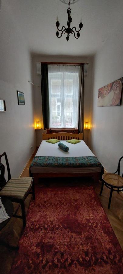 Classical Budapest Apartment In The Old Pest Ngoại thất bức ảnh